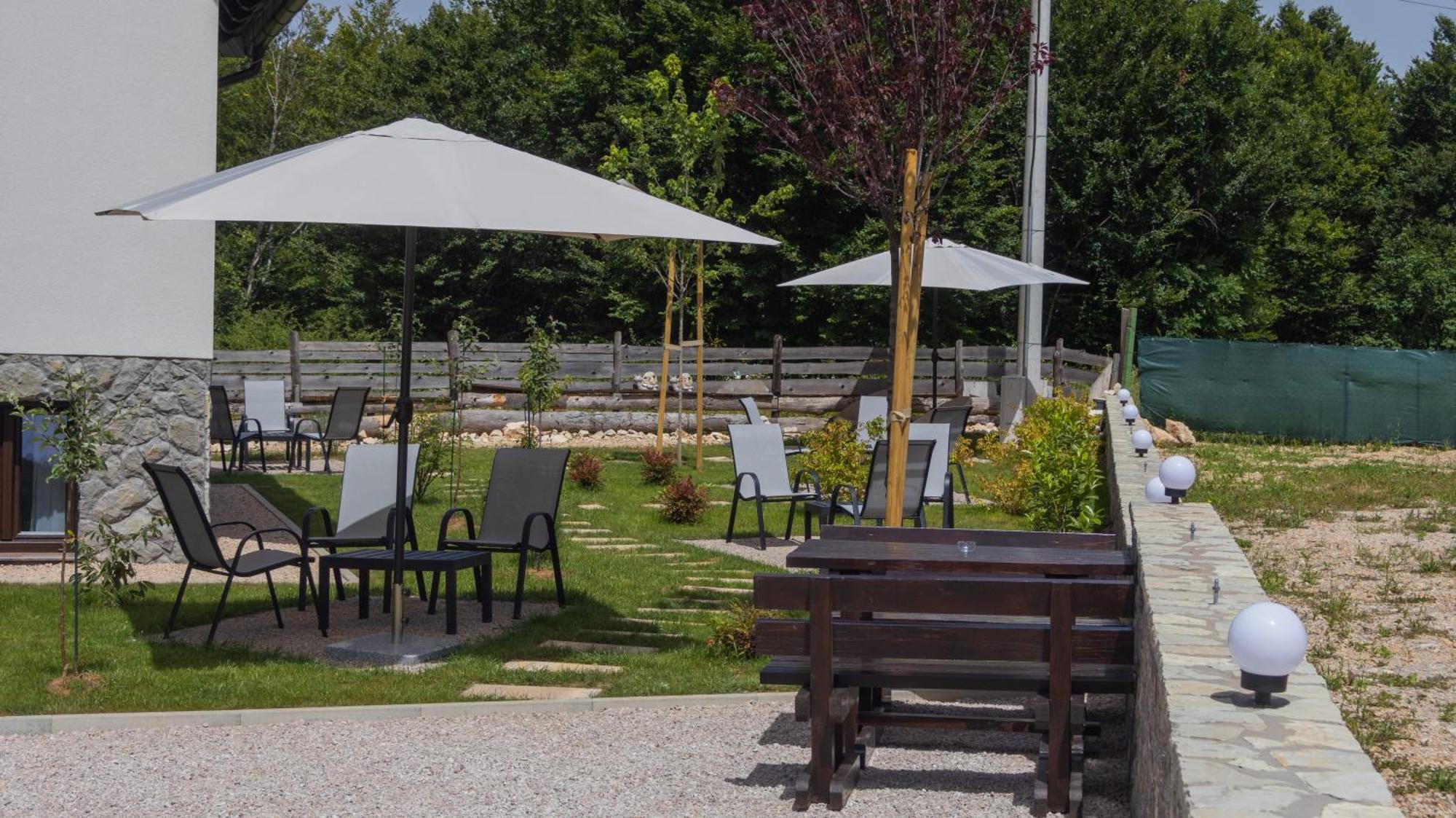 Plitvicka Kuca M - Holiday Lodge Плитвицкие озёра Экстерьер фото